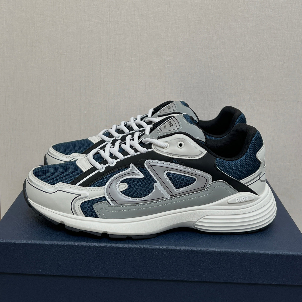 Sneakers B30