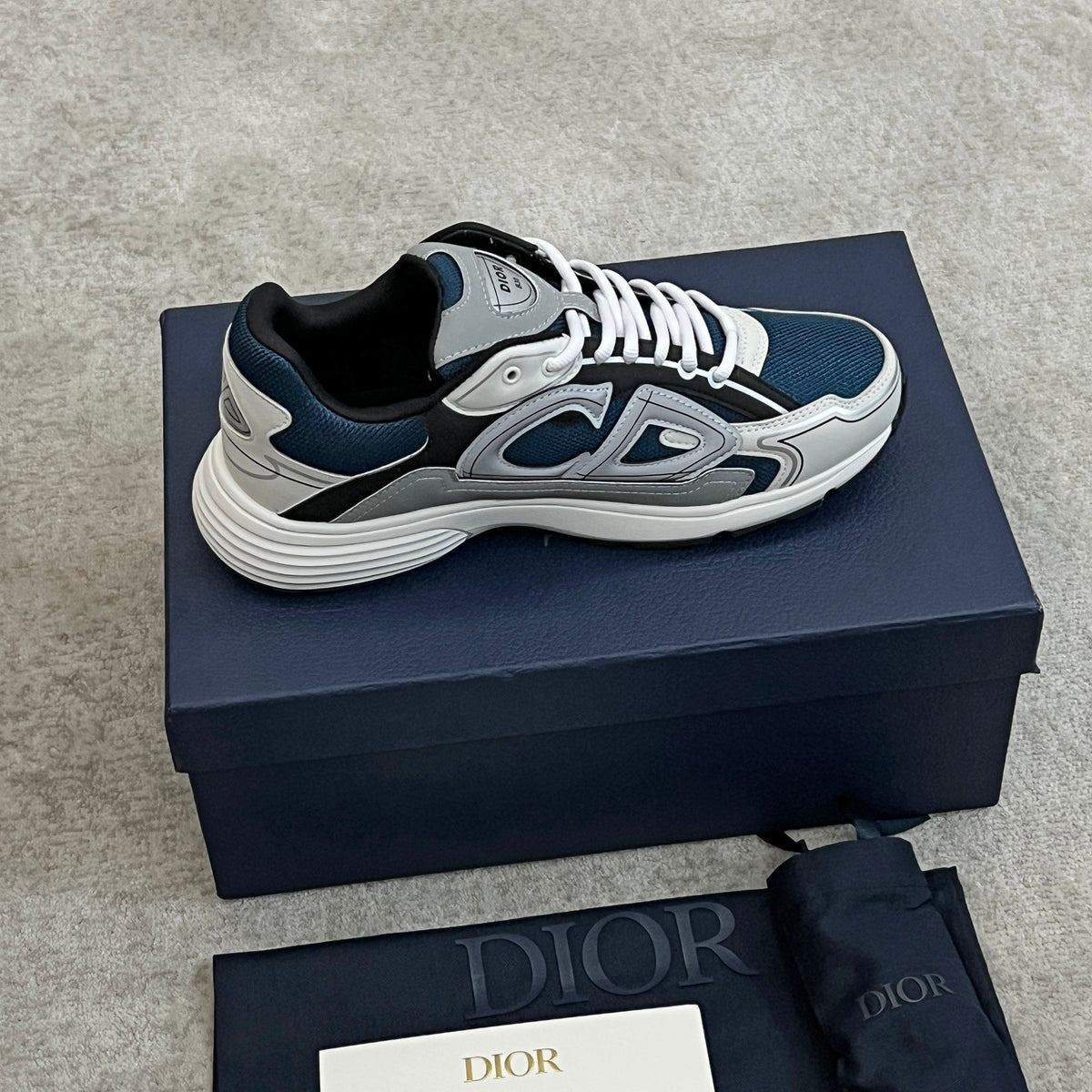 Sneakers B30