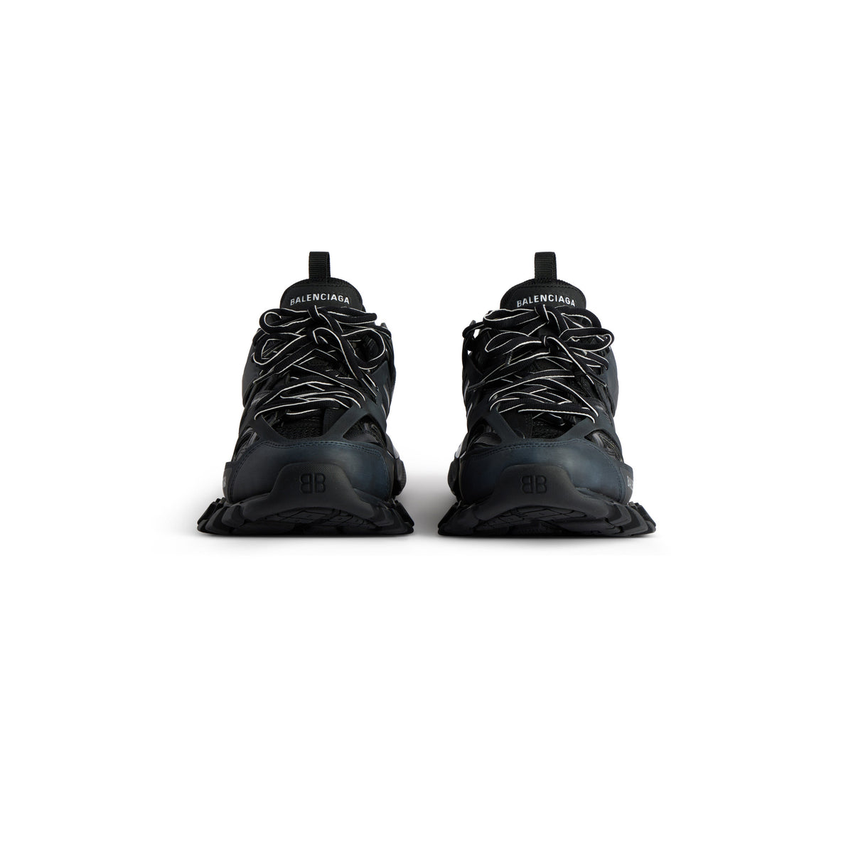 Sneakers Track