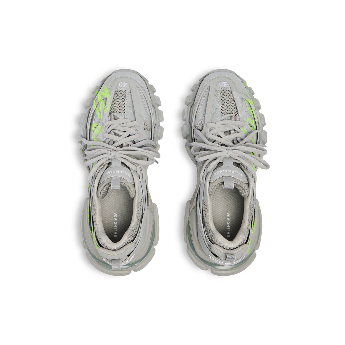 Sneakers Track