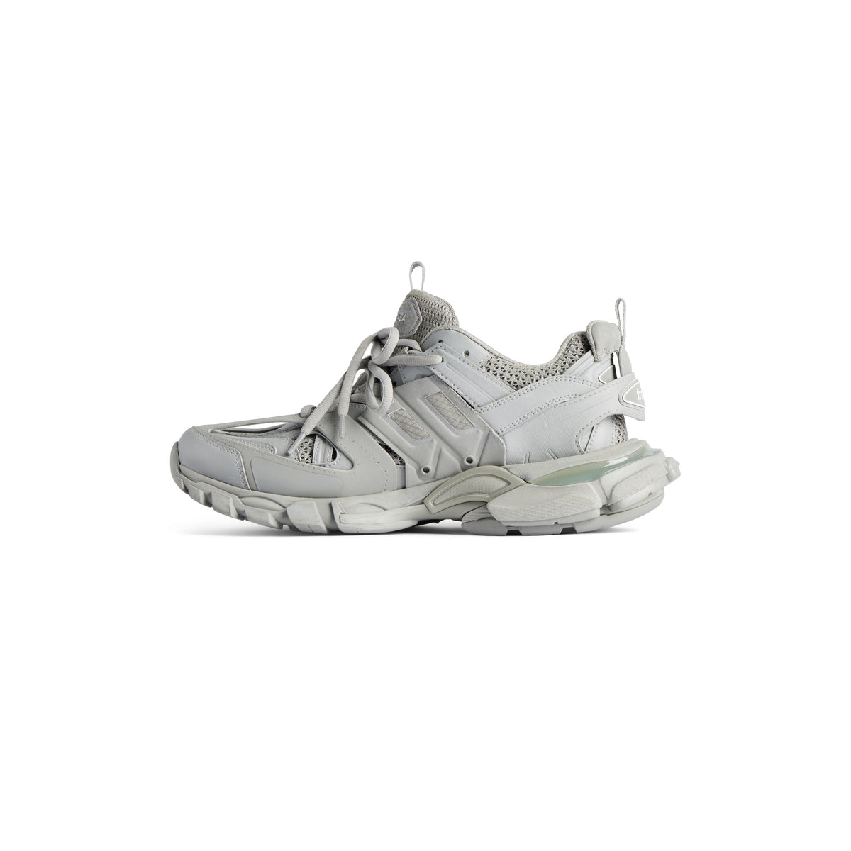 Sneakers Track
