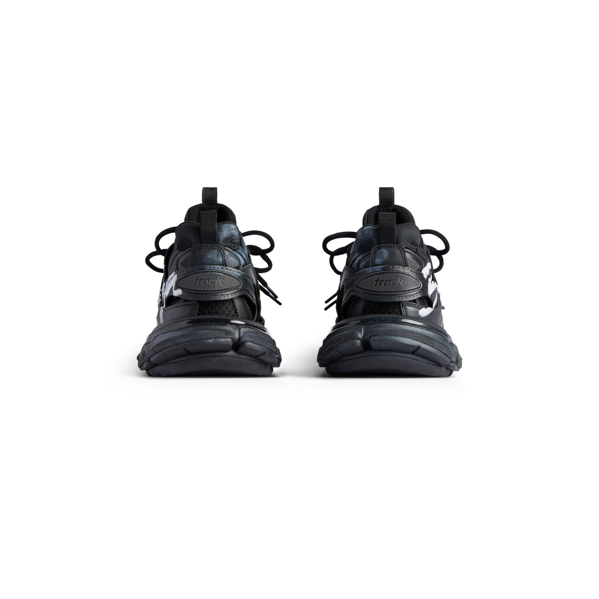 Sneakers Track
