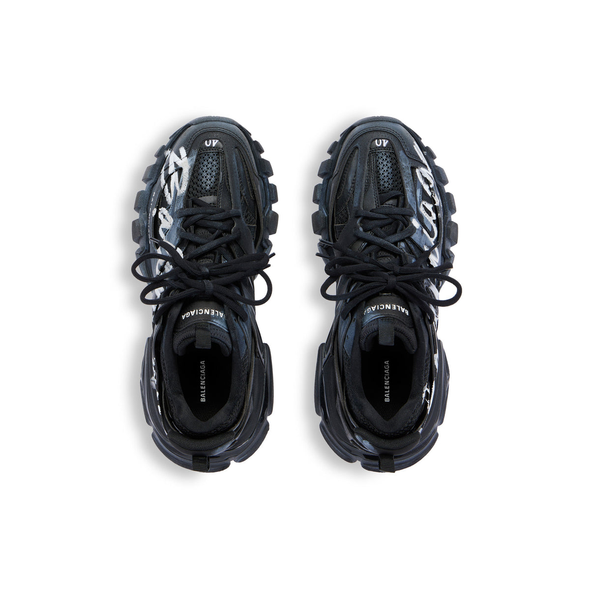 Sneakers Track