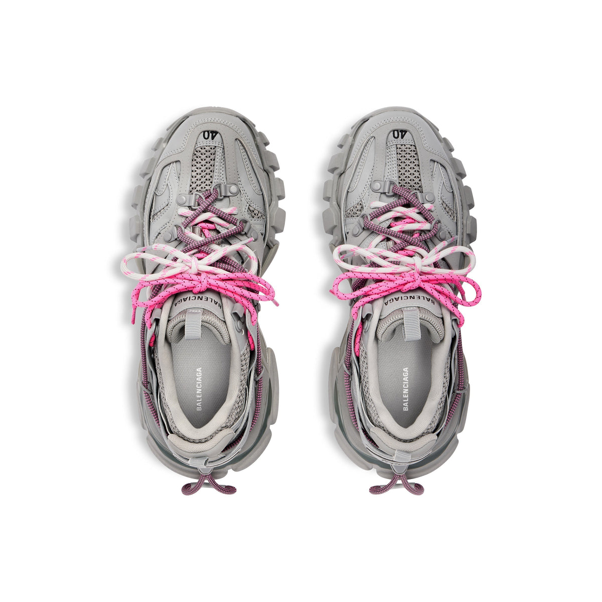 Sneakers Track