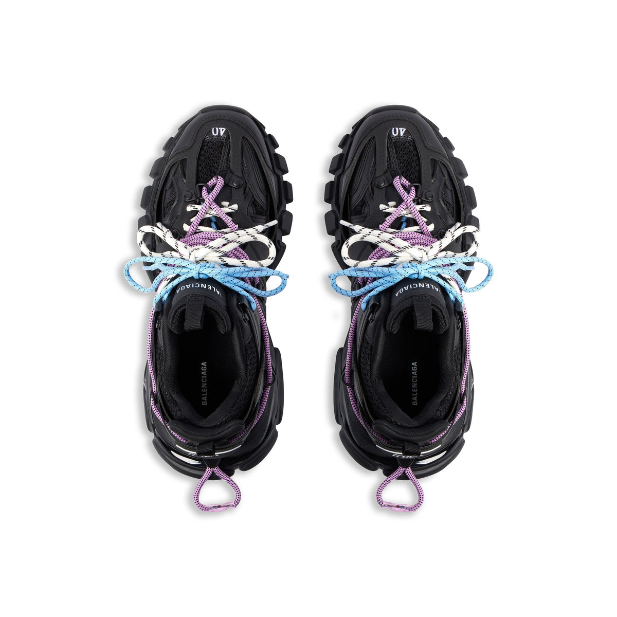 Sneakers Track