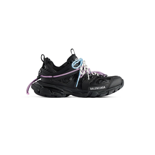 Sneakers Track