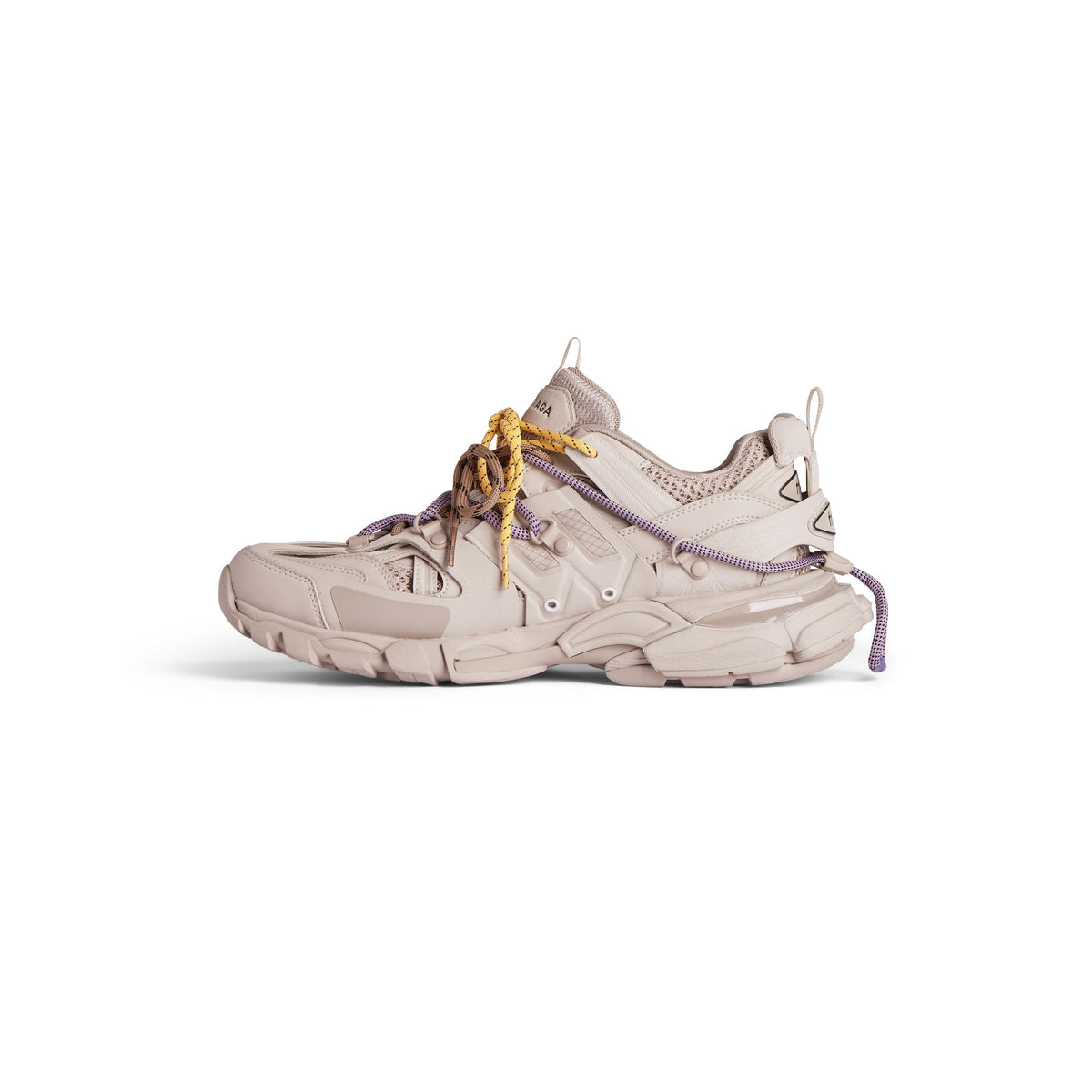Sneakers Track