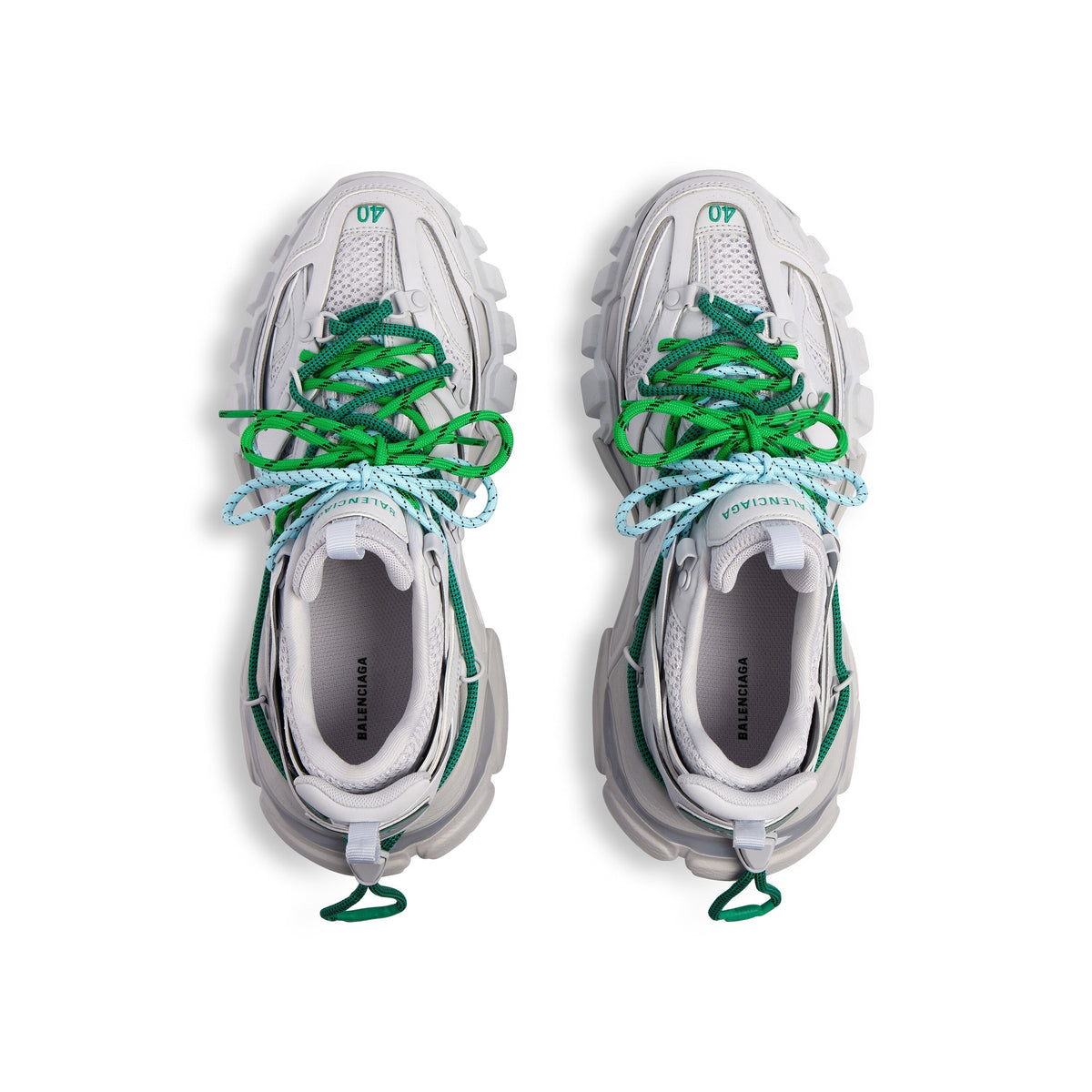 Sneakers Track